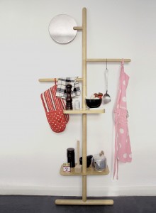 Camerino Valet Stand in natural oak and copper or chrome.